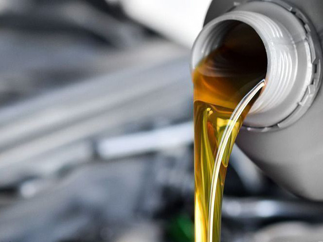 Will Lubricating Oil Catch Fire