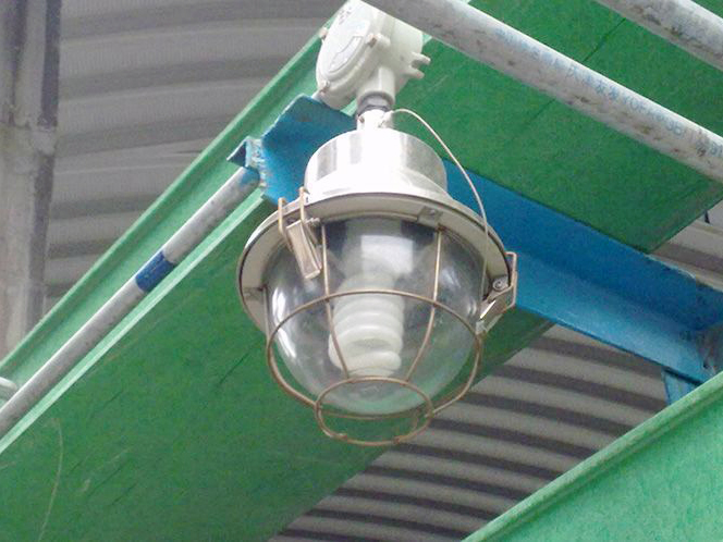 Are Stainless Steel Explosion-Proof Lights Corrosion-Resistant